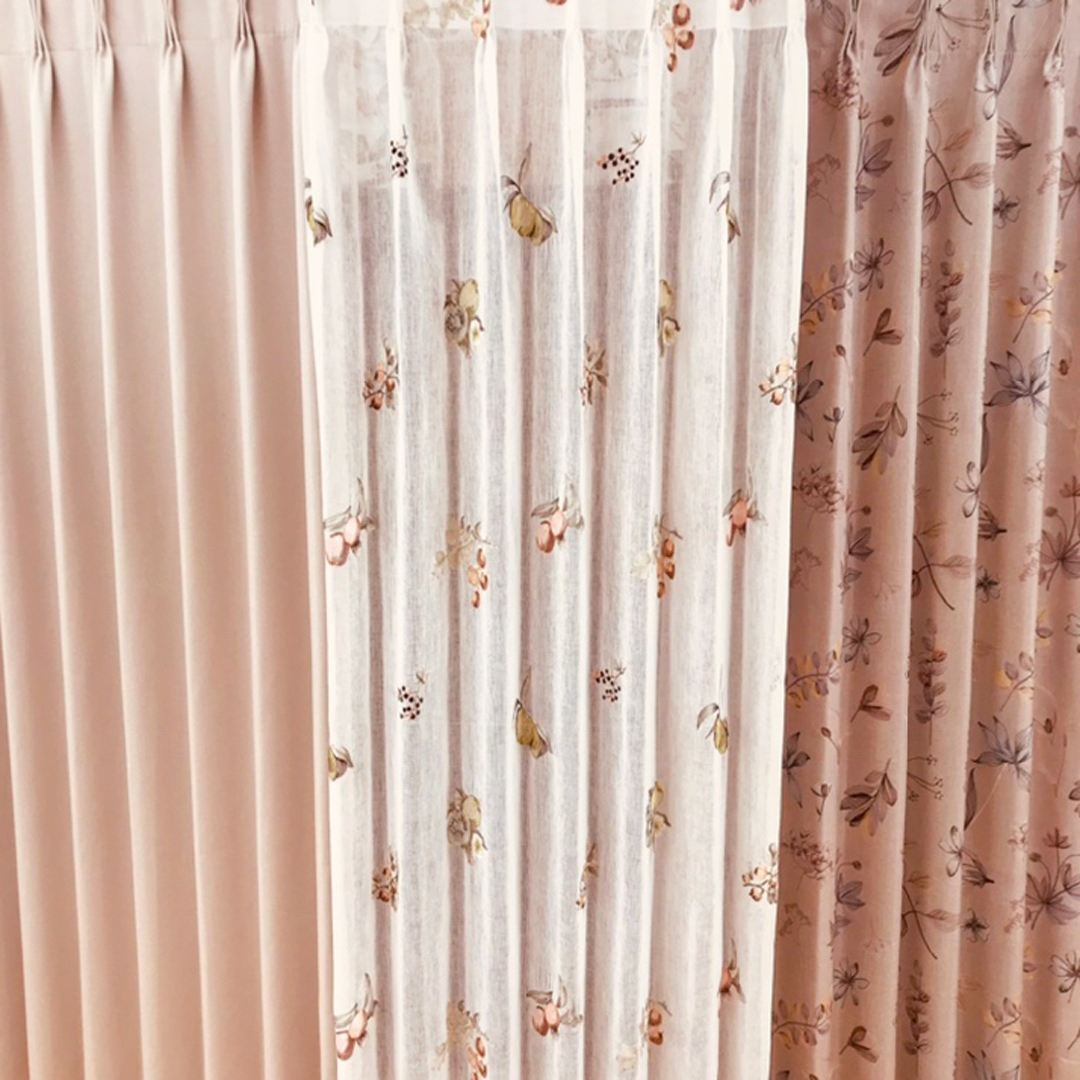 【ROOMDECO 柏本店】上品な刺繍が魅力的なレースカーテン