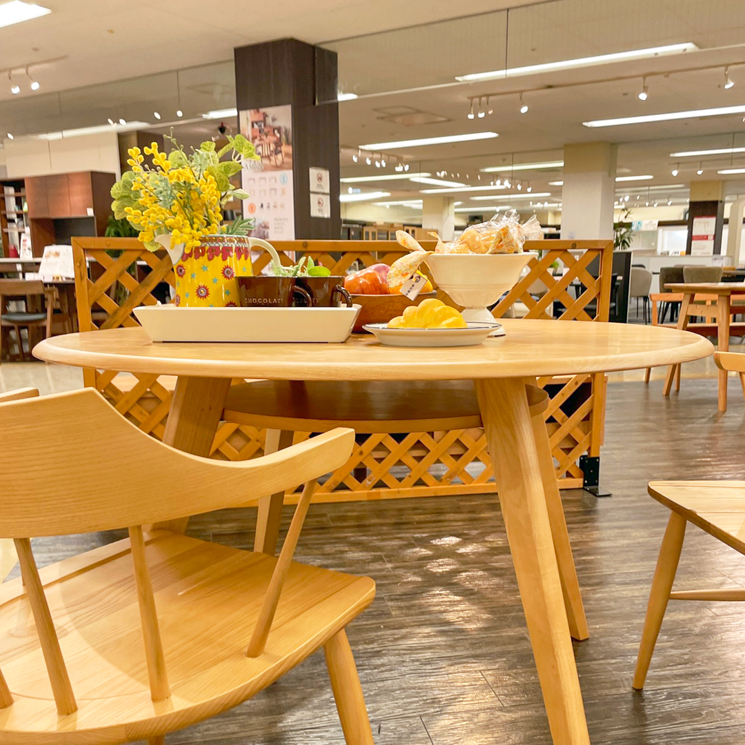 【ROOMDECO 柏本店】待望の丸テーブルが新登場！