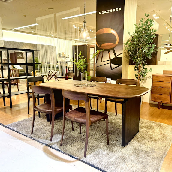 【かねたや 市川店】国内有名メーカー起立木工のダイニングセットをご紹介🙌