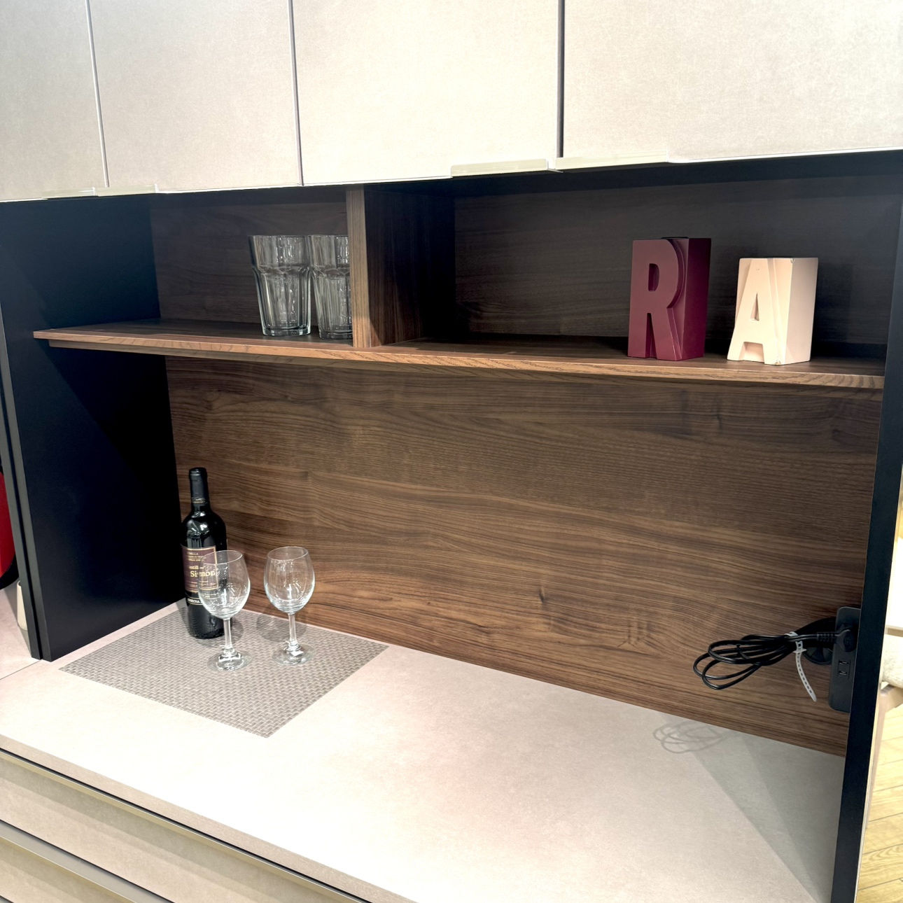 【かねたや 市川店】新入荷ダイニングボード「ALTINA」をご紹介🙌