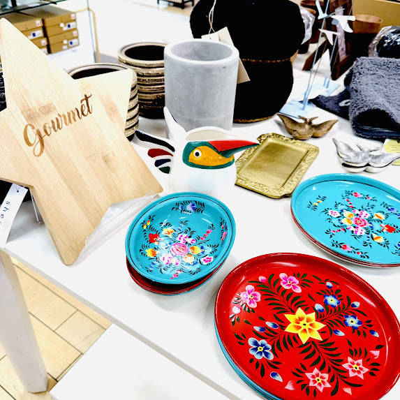 【かねたや 市川店】大人気1,100円均一インテリア小物コーナーのご紹介